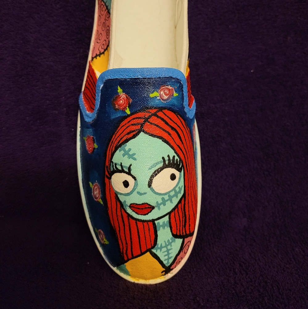 Shoes size 8 - Picture 2 of 13